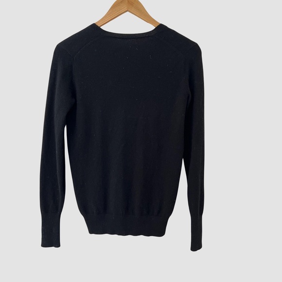 Everlane Black Cashmere V-Neck Pullover Sweater XS ($178) - Picture 2 of 4